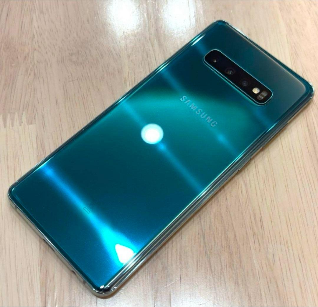 ほぼ新品 Samsung Galaxy S10+ SIMフリー