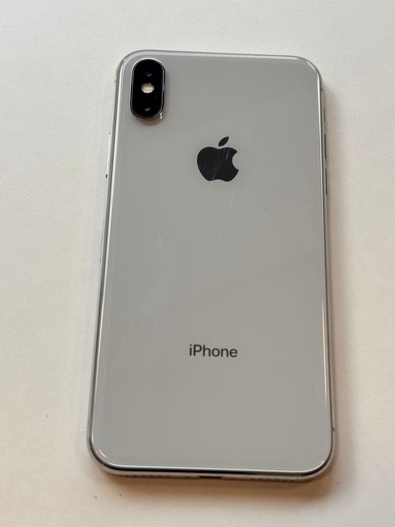 【美品】Apple iPhone X シルバー 256GB バッテリー残88%