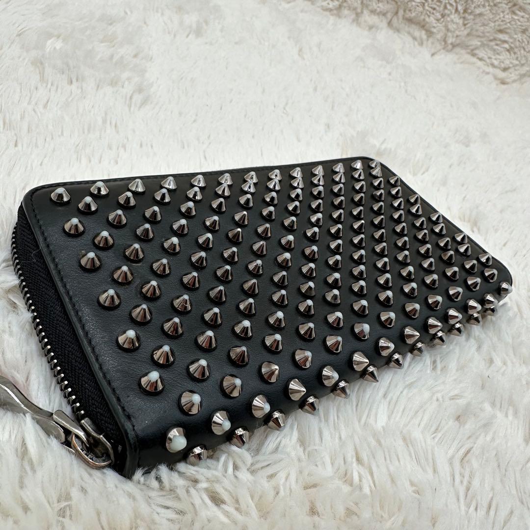 ✨美品✨ルブダン　長財布　スタッズ　パネトーネ　ラウンドジップ　レザー　黒