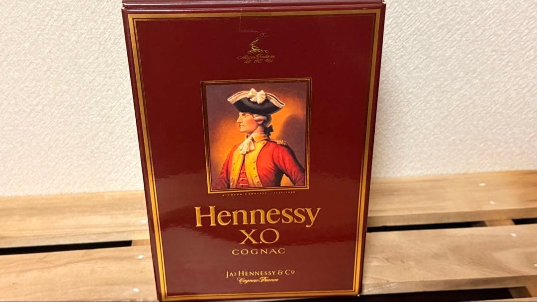 Hennessy XO Cognac 箱入り　金キャップクリアボトル