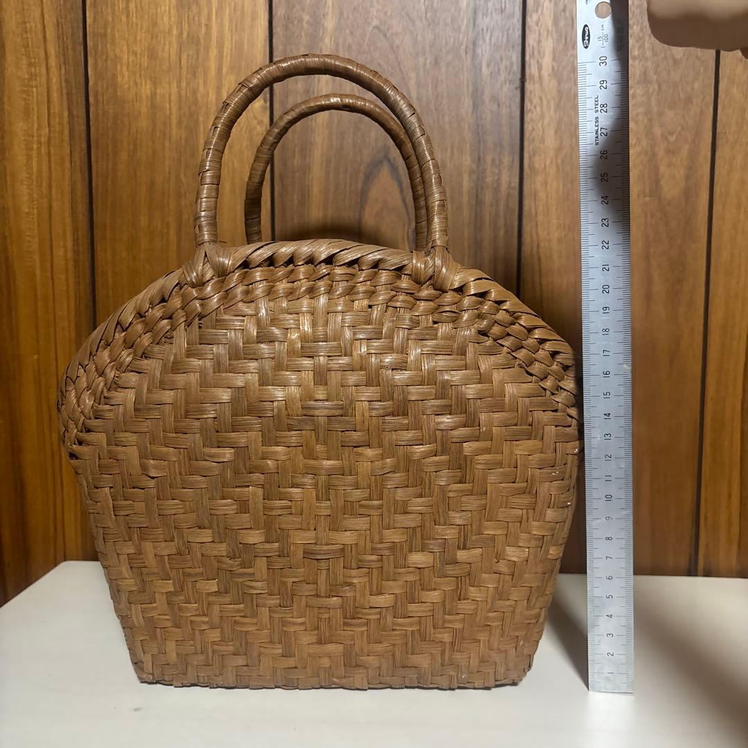 山葡萄 籠半月口バック網代編・や まぶどう籠・美品 かごバッグ