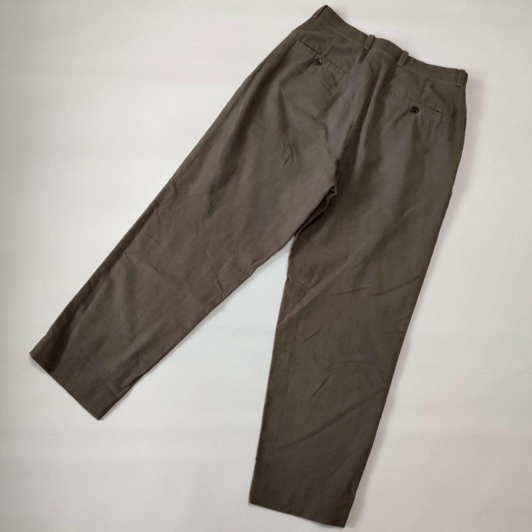 YAECA（ヤエカ）チノクロスパンツ タックテーパード クサキブラウン 30
