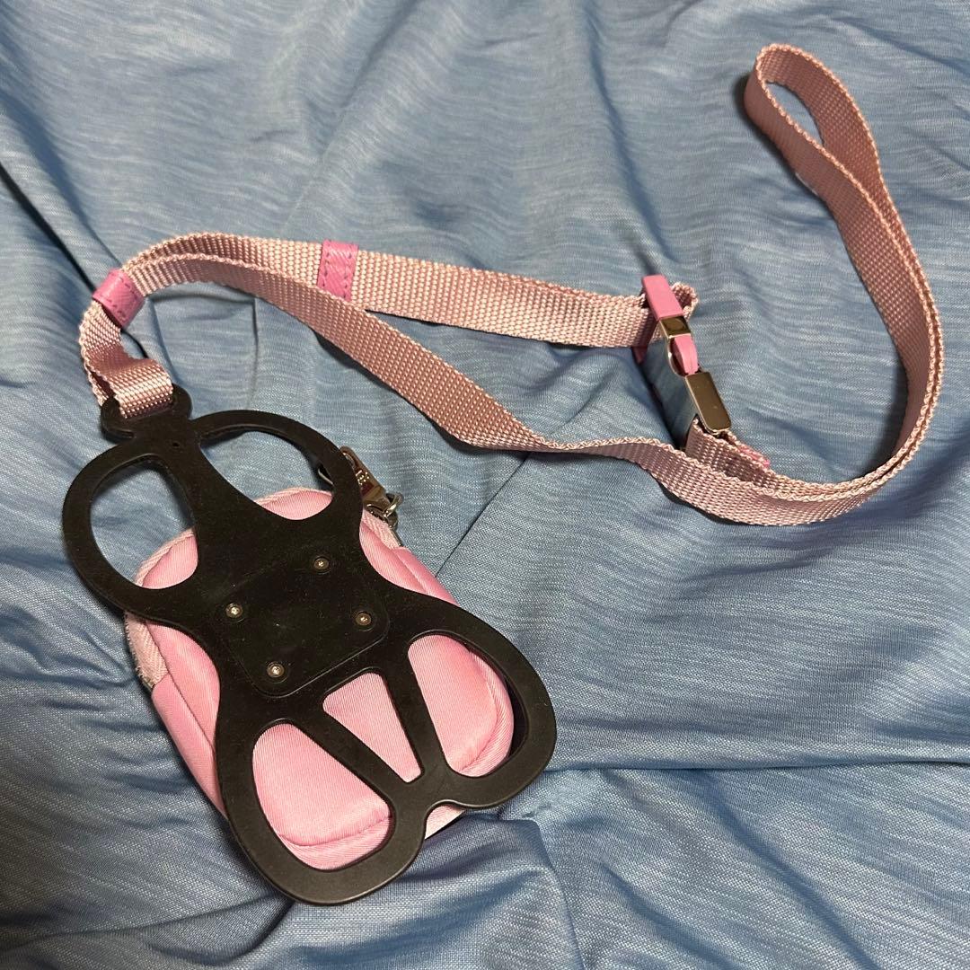 【現行品】PRADA スマートフォンショルダー 携帯ケース 三角ロゴ