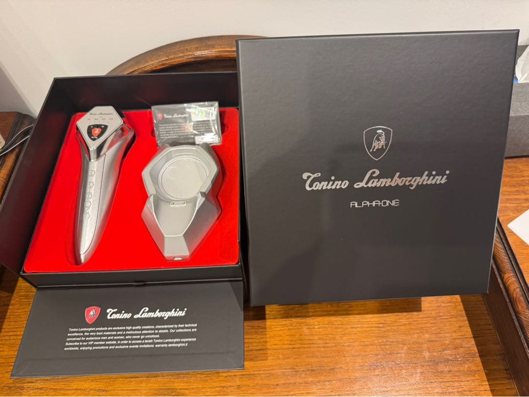 新品1年保証付Tonino Lamborghini ALPHA-ONE 美顔器