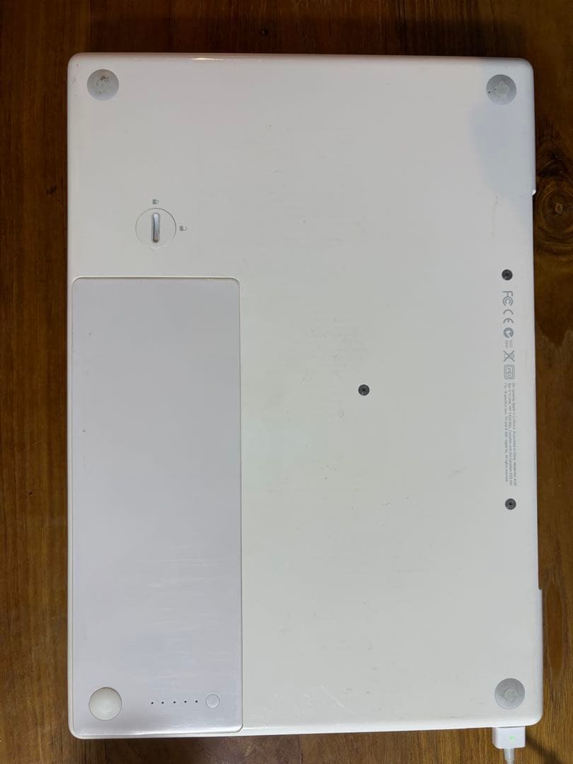 Apple MacBook ホワイト