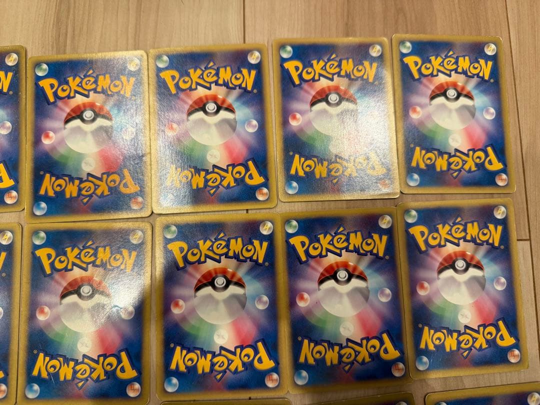 d*3様 S*様 【300円〜】eカード 32枚まとめ売り ギャラドス ライチュ