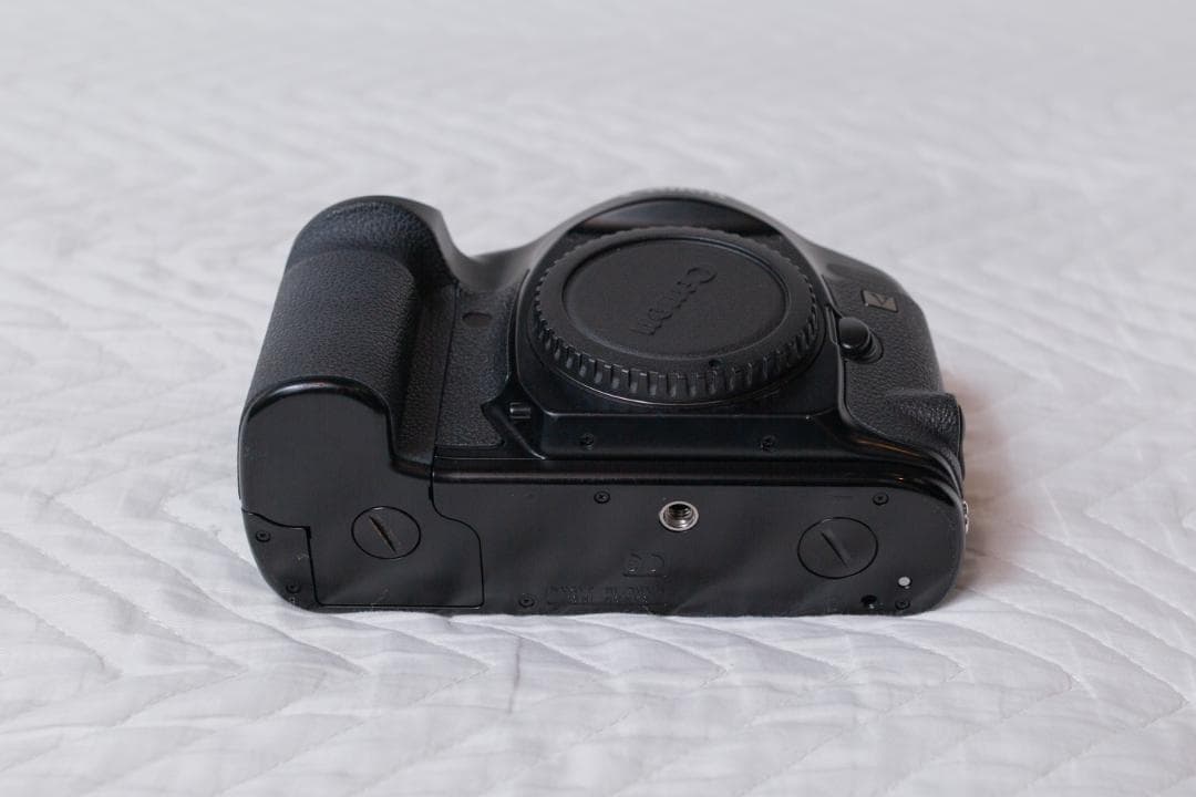 Canon EOS-1V（フィルムカメラボディ）