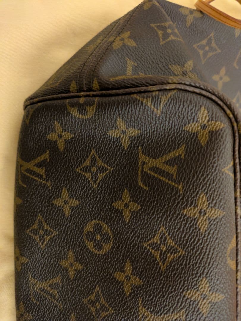 ルイヴィトン モノグラム ネヴァーフル MM