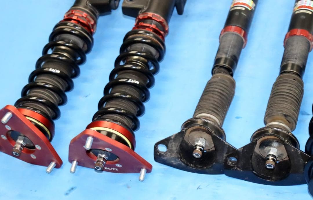 RAV4　ハリアー　ハリアーハイブリット　MXAAA52　MXAA54　車高調