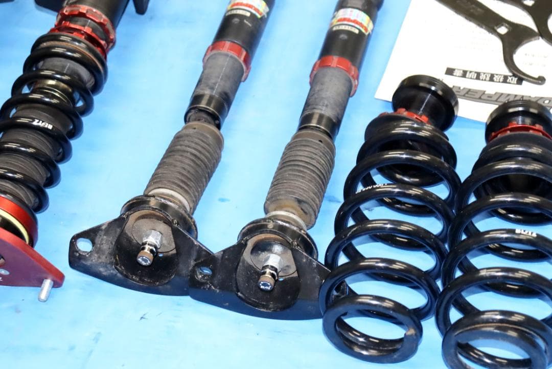 RAV4　ハリアー　ハリアーハイブリット　MXAAA52　MXAA54　車高調