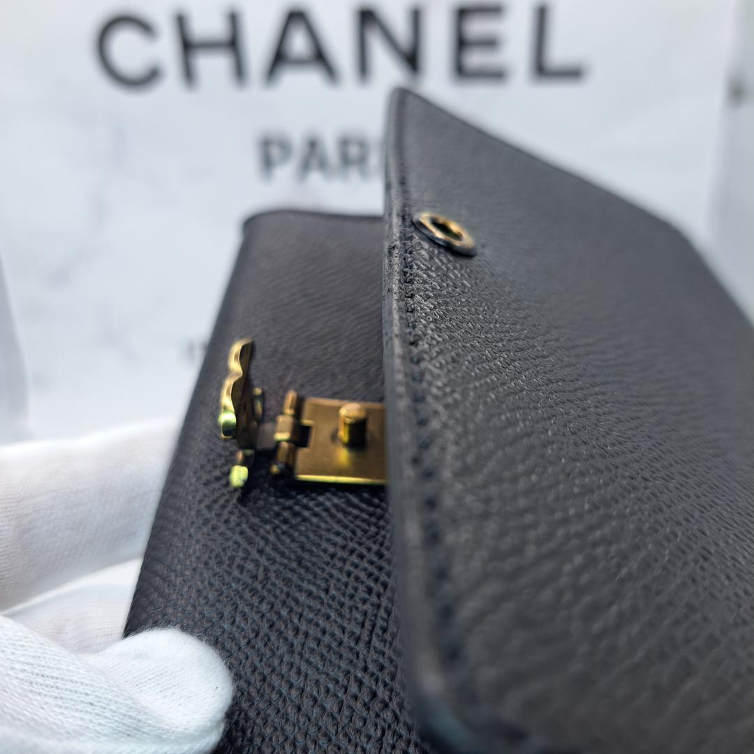レア　CHANEL　ケース　クラシカルデザイン　ブラック　財布　二つ折り