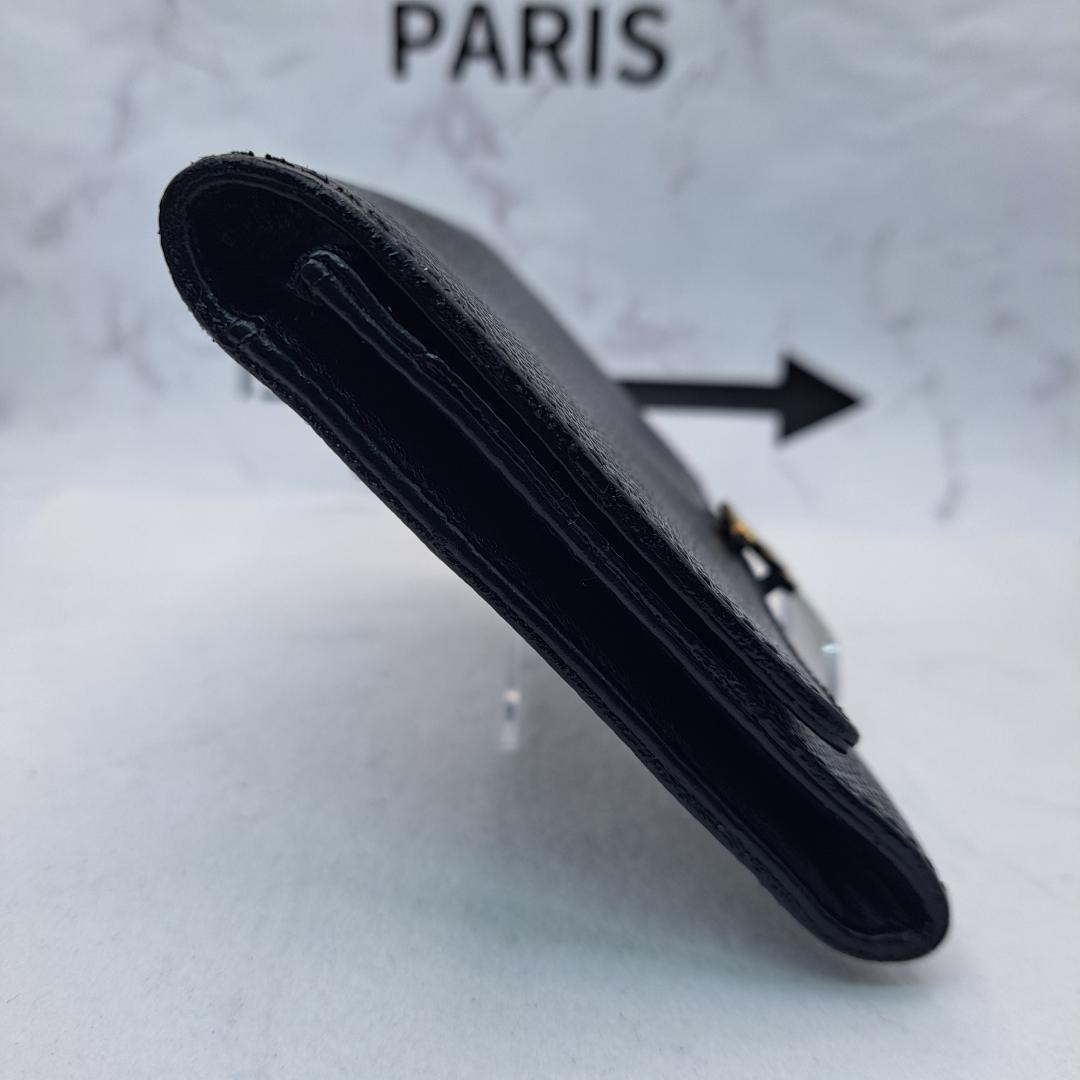 レア　CHANEL　ケース　クラシカルデザイン　ブラック　財布　二つ折り