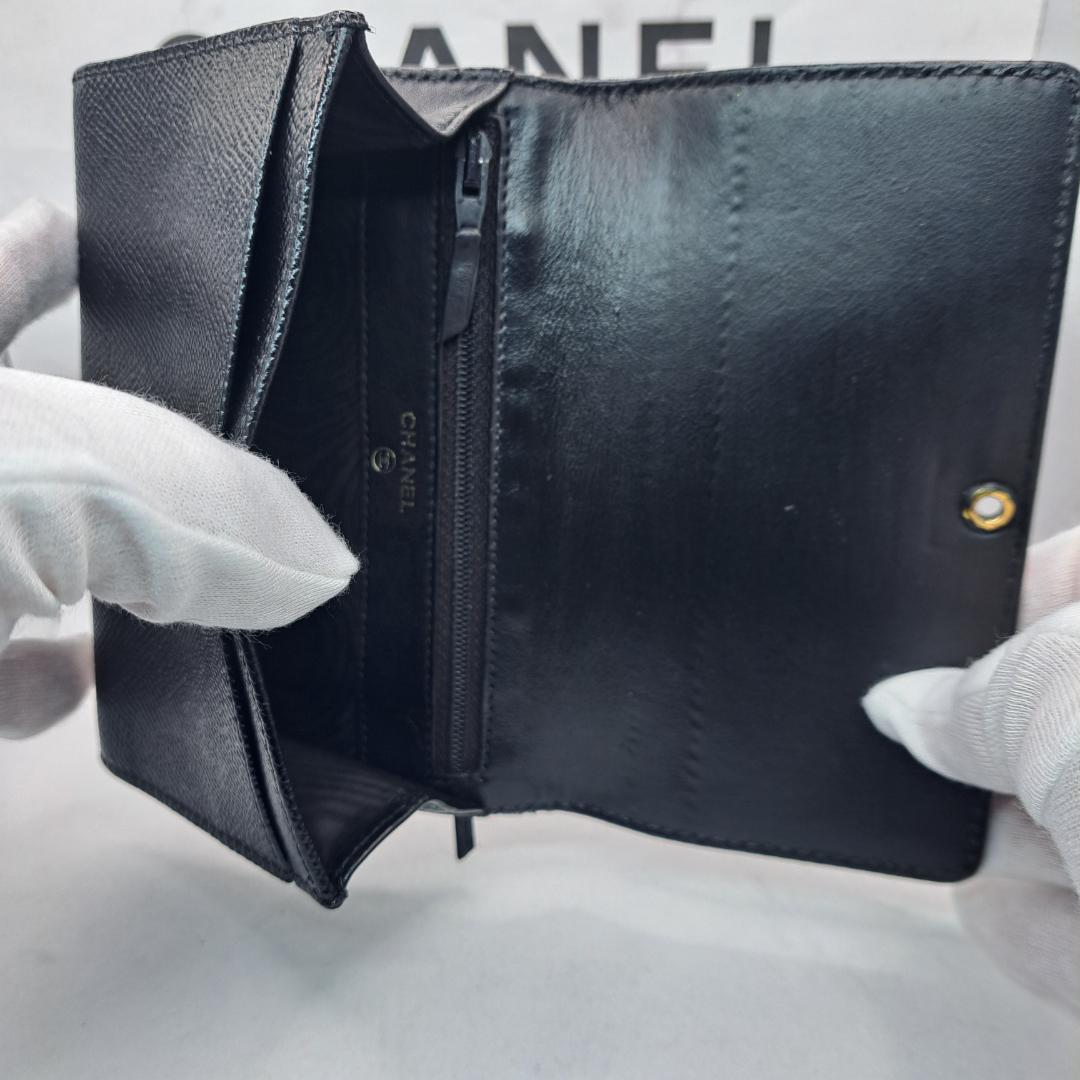 レア　CHANEL　ケース　クラシカルデザイン　ブラック　財布　二つ折り