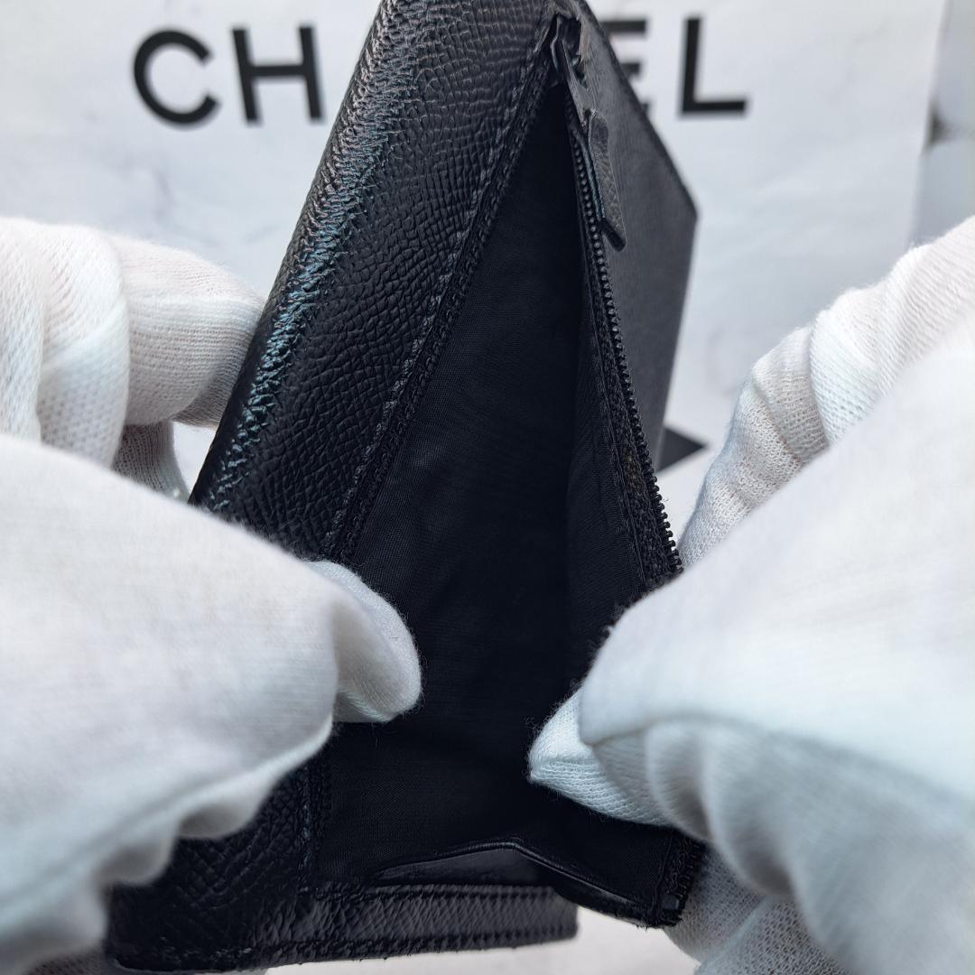 レア　CHANEL　ケース　クラシカルデザイン　ブラック　財布　二つ折り