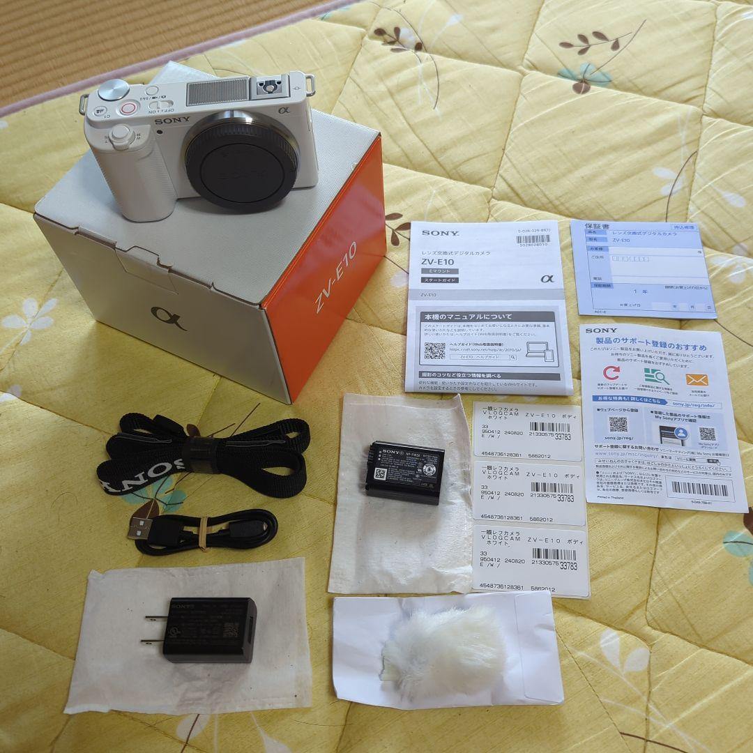 SONY Vlog用カメラ ZV-E10 ボディ ウインドスクリーン付属