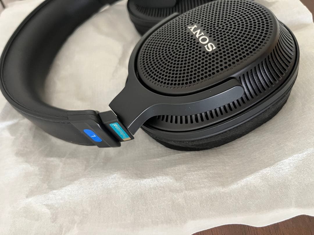 ヘッドホン MDR-MV1