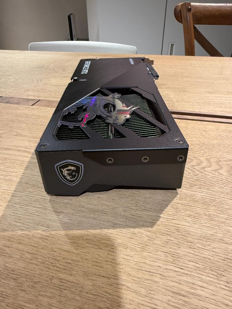 MSI GeForce RTX 5080 Gaming Trio アスク正規品