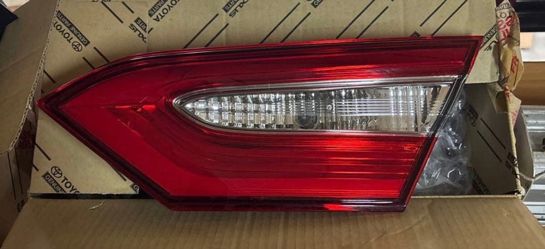 北米 70カムリ 純正テール usテール usdm