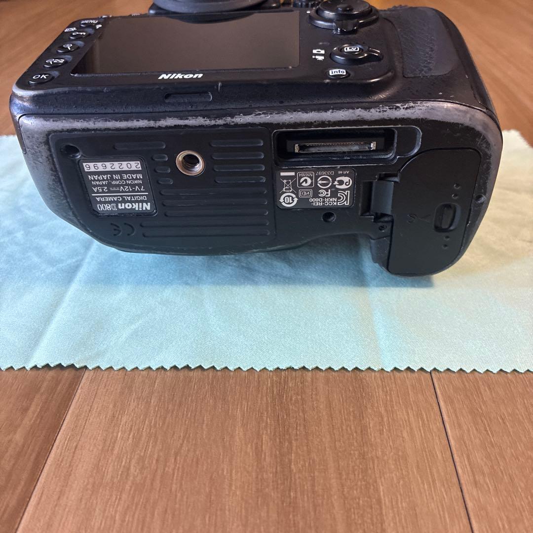 完動品! Nikon D800+付属品 (シャッター回数により訳あり品扱い)