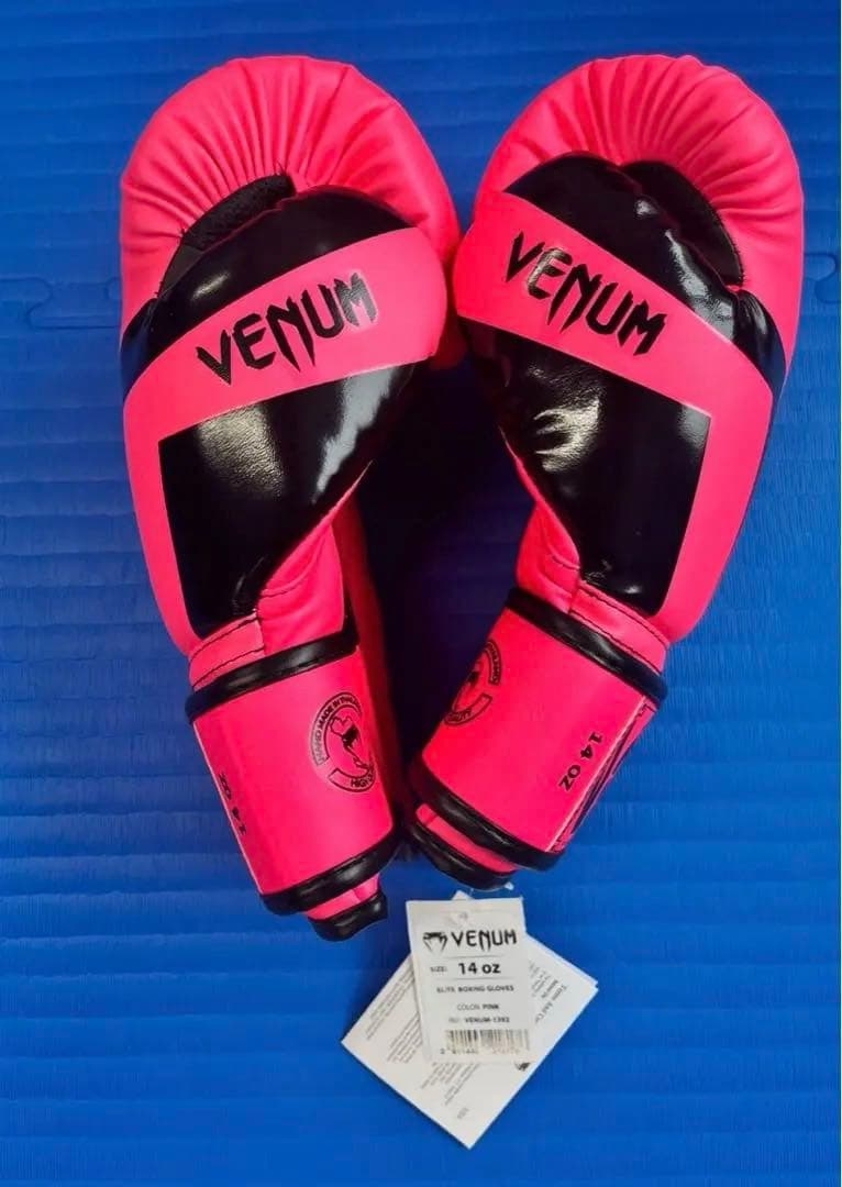 Venum ボクシンググローブ 14 oz ピンク