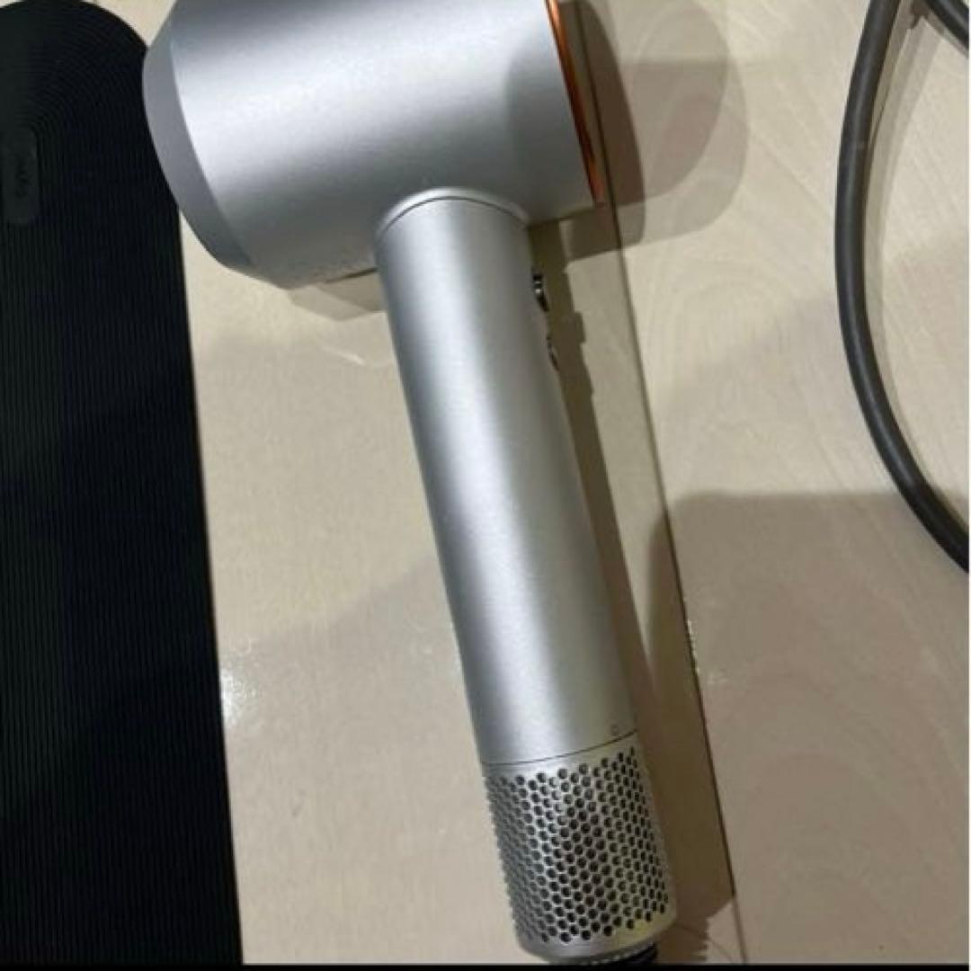 さくたろう。Dyson ダイソン　ストレイトナー　ドライヤー　セット売り