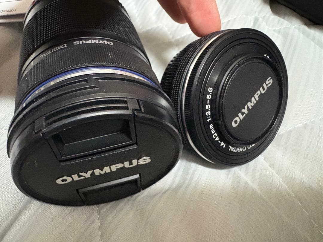 OLYMPUS PEN E-P7 ミラーレスカメラ おまけ付き