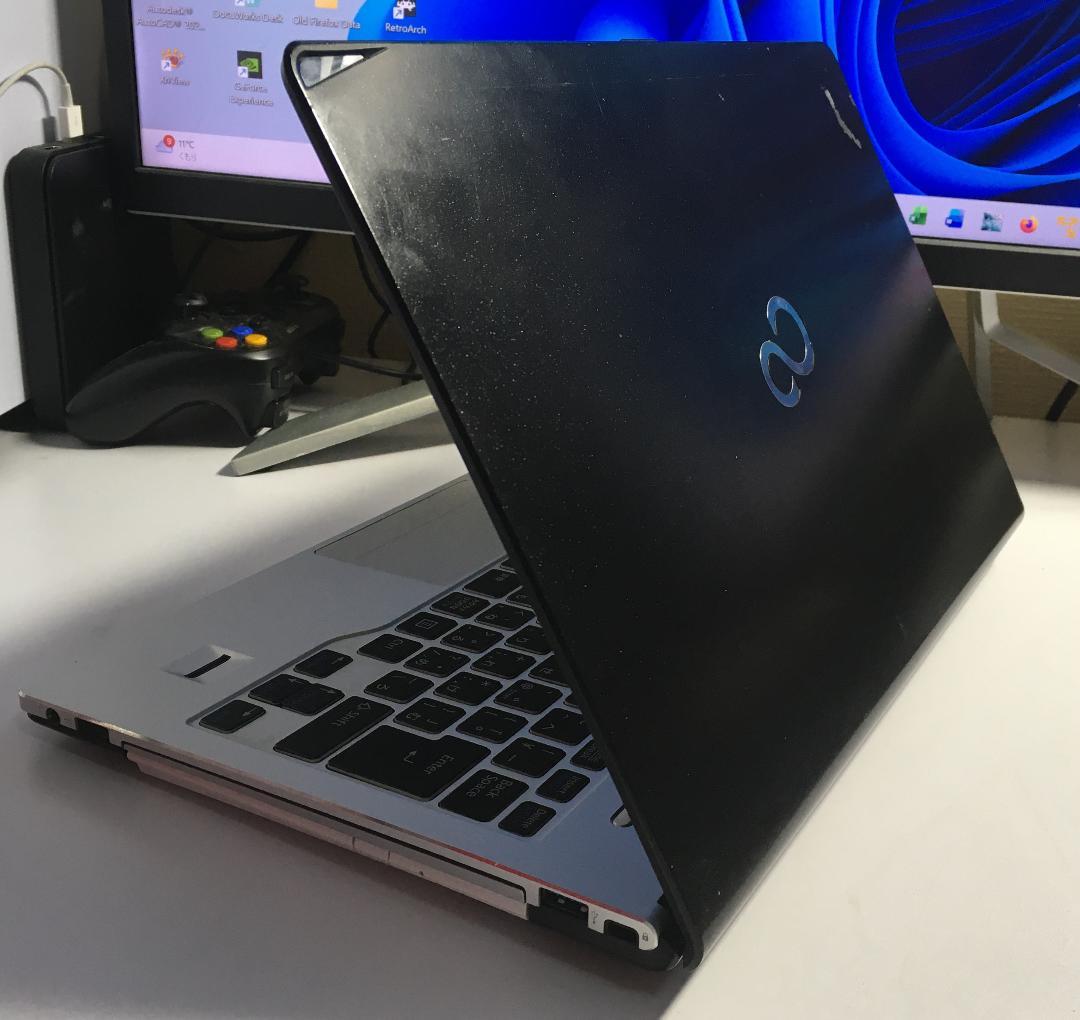 富士通 LIFEBOOK WS2/M Windows7