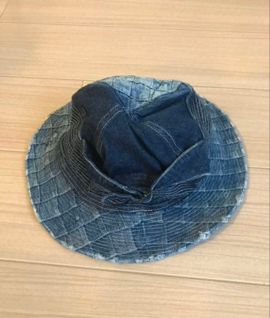 キャピタル　ハット