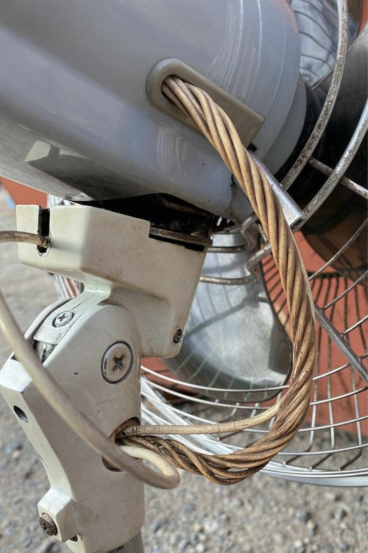 ち*う様 レトロ スタンド扇風機 シルバー