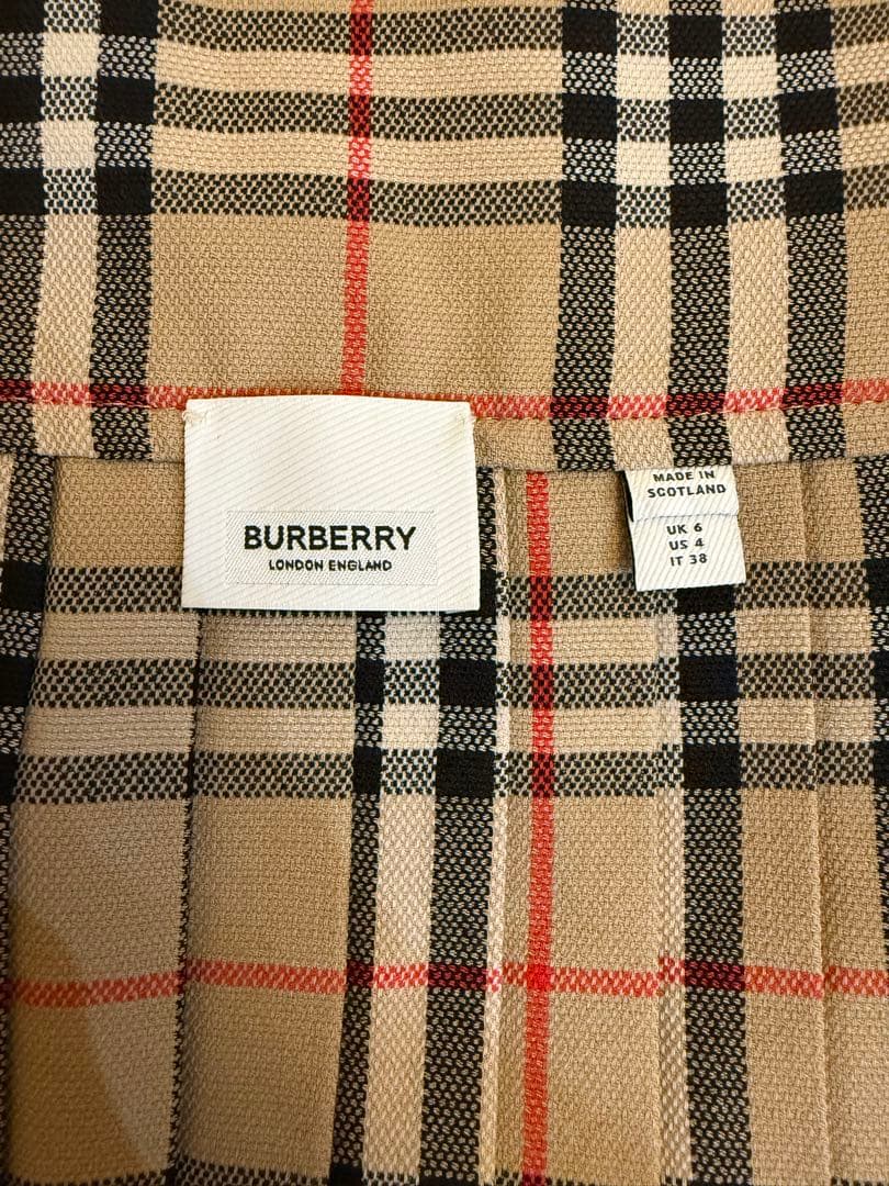 BURBERRY チェック柄 プリーツミニスカート