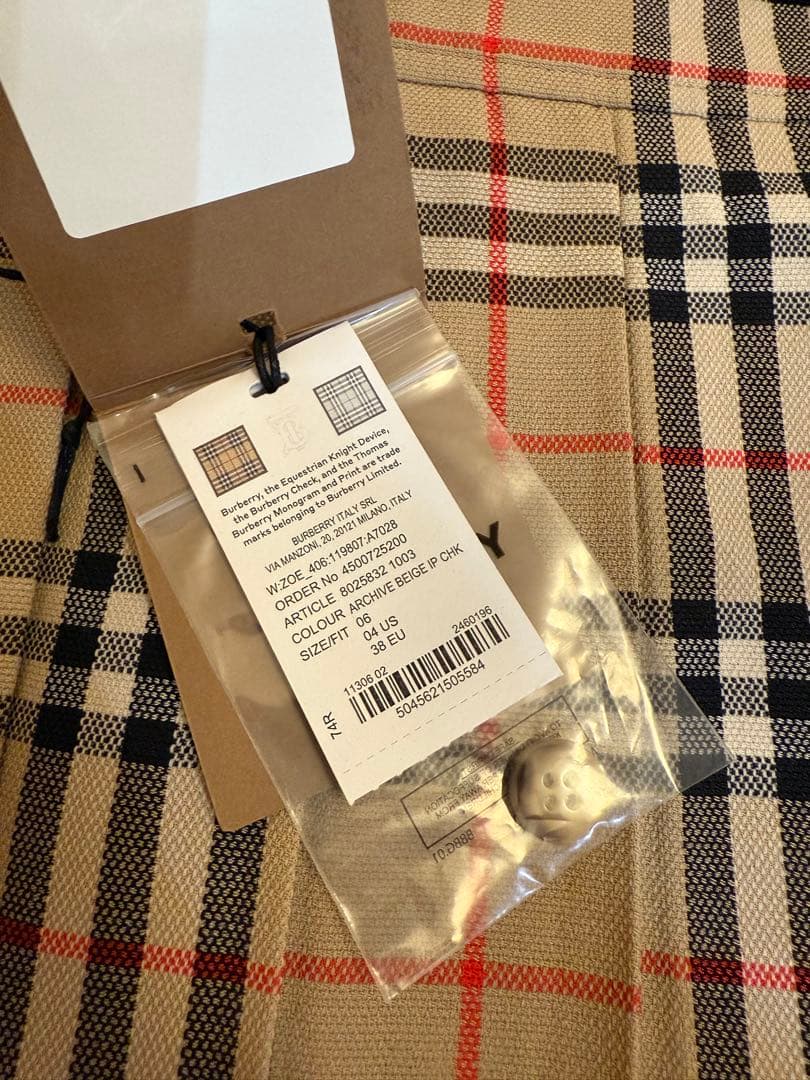 BURBERRY チェック柄 プリーツミニスカート