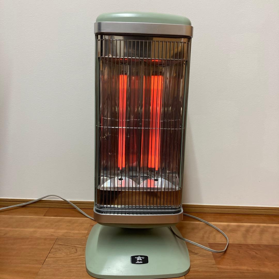 アラジン 遠赤グラファイトヒーター　CAH-2G10D 2021年製