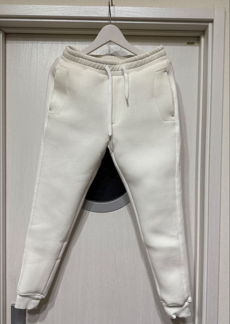 未使用　LUXE/R スポンジ ジップパーカー ジョガーパンツ　セットアップ