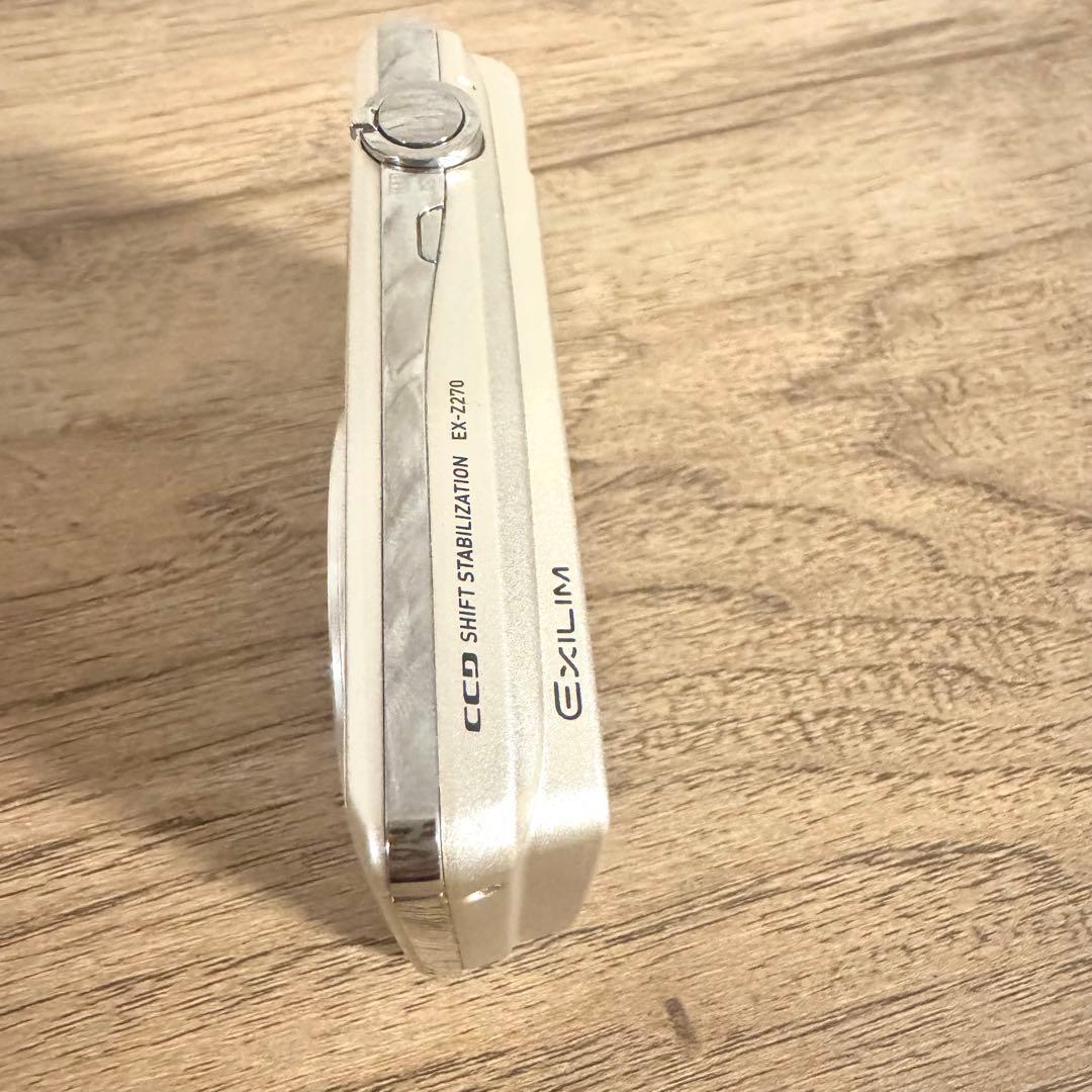 (美品)CASIO EXILIM EX-Z270ゴールド デジタルカメラ