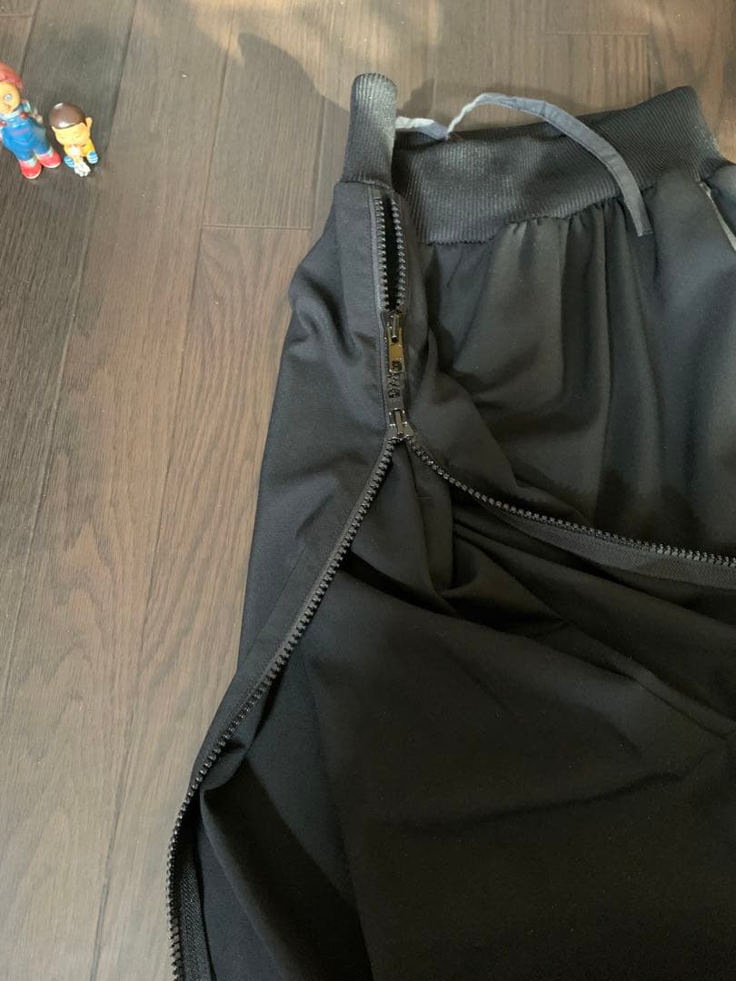 ヨウジヤマモトリミフゥサイドジッパー ブラック リブスカートパンツ