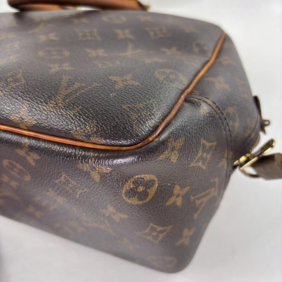 ルイヴィトン ドーヴィル モノグラム ボーリングバニティ M47270