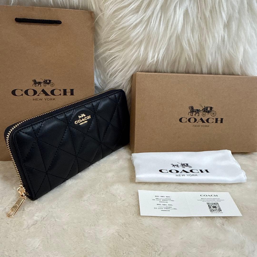 COACH ブラック キルティング 長財布