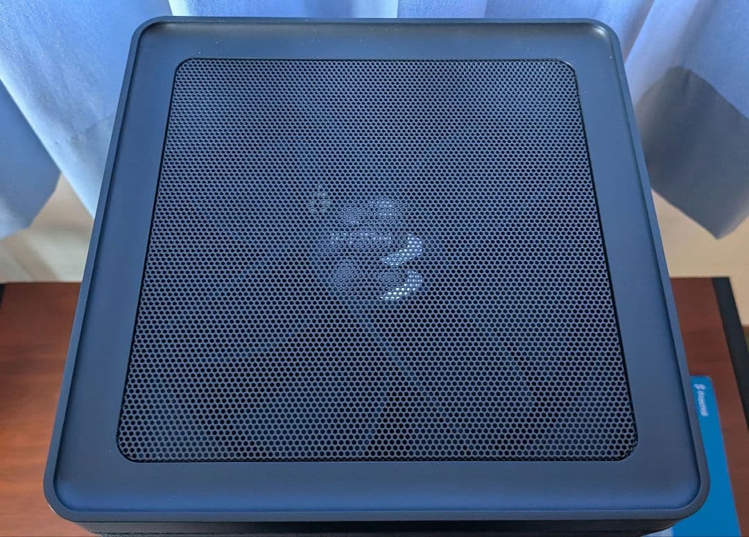 Fractal Design Mood Black ITX ケース