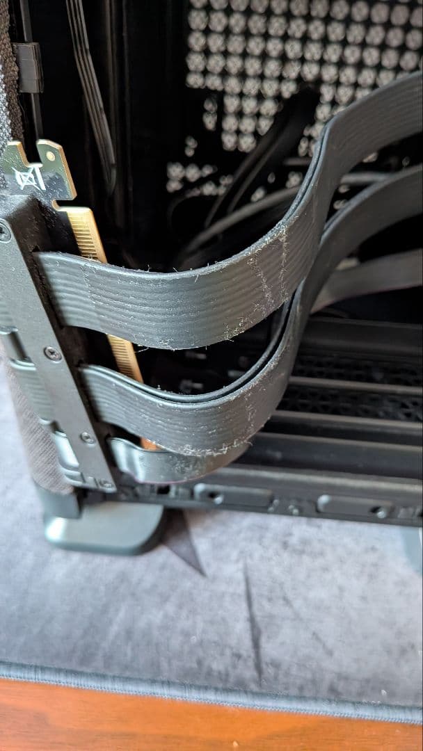 Fractal Design Mood Black ITX ケース