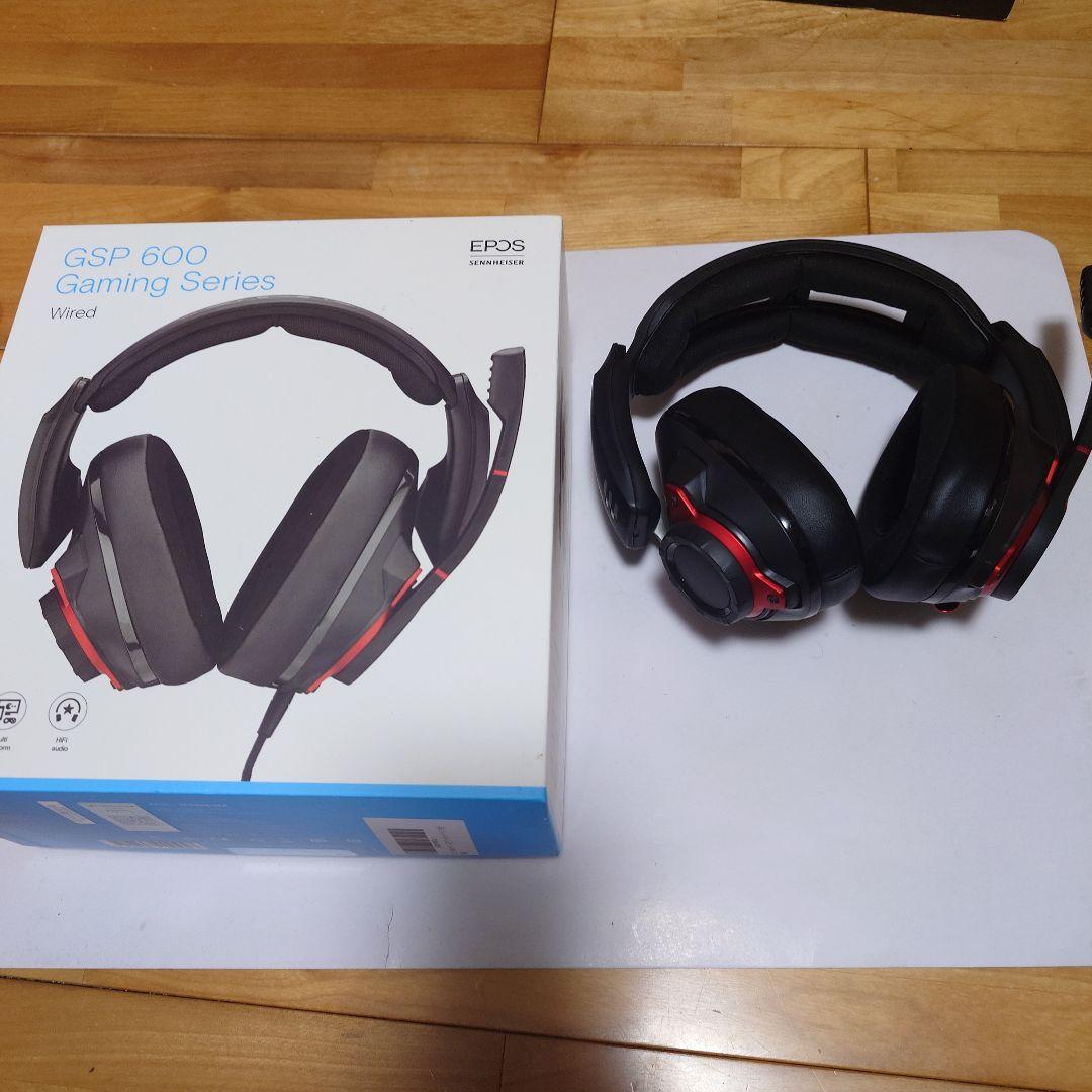 密閉型ゲーミングヘッドホンGSP600
