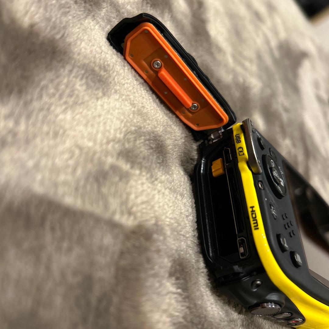 【美品】FUJIFILM FINEPIX XP80デジタルカメラ フジフィルム