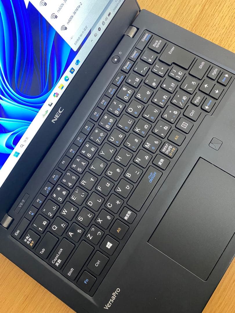 NECノートパソコン/i 5-10210U/SSD256GB/メモリ8GB/無線