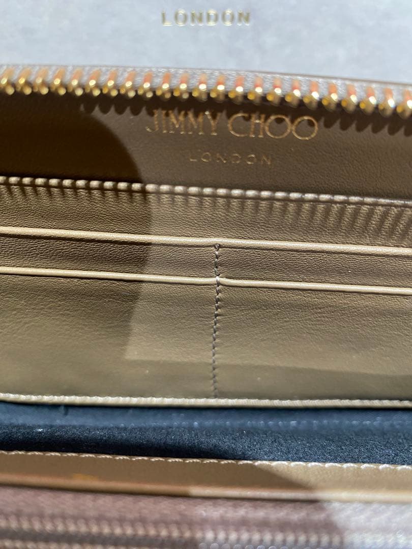 【極美品】ジミーチュウ スター スタッズ ラウンドファスナー 長財布 レザー