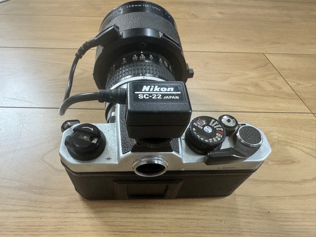 Nikon FM2 フィルム一眼レフカメラ