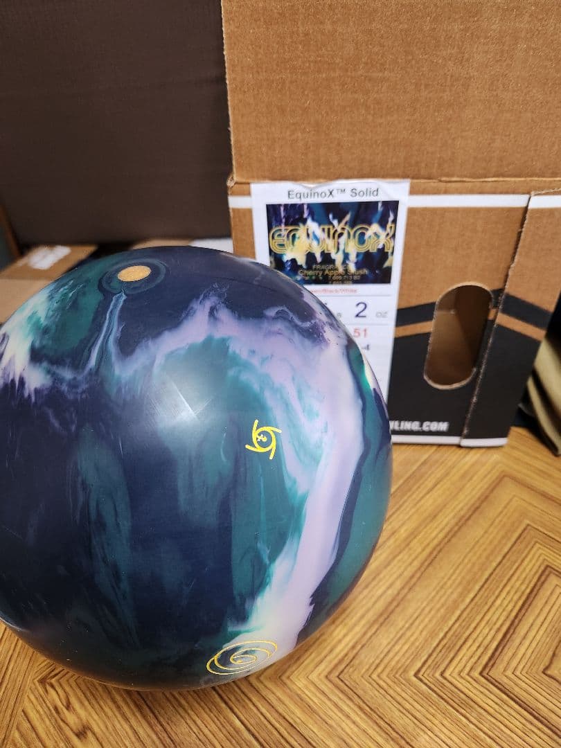 イクイノックスソリッド　15ポンド 新品