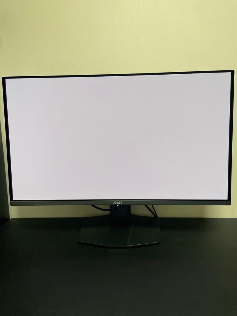 MSI MPG 321URX QD-OLED 32インチ