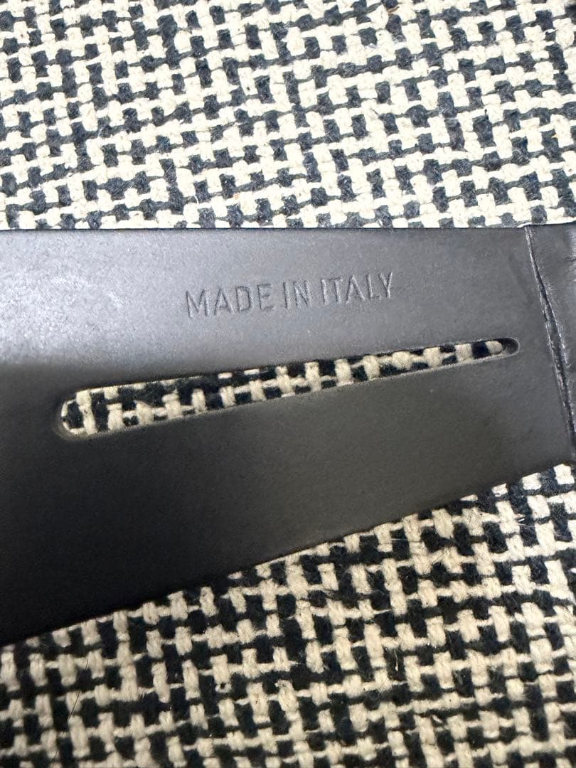 正規品　ナルディ クラシック ブラックレザー＆ブラックスポーク 360mm