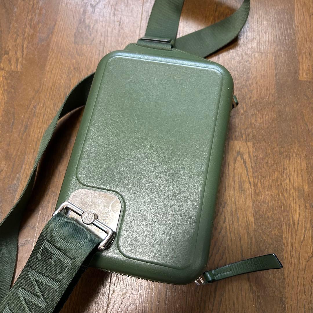 ラルフロエベ ボディーバッグ