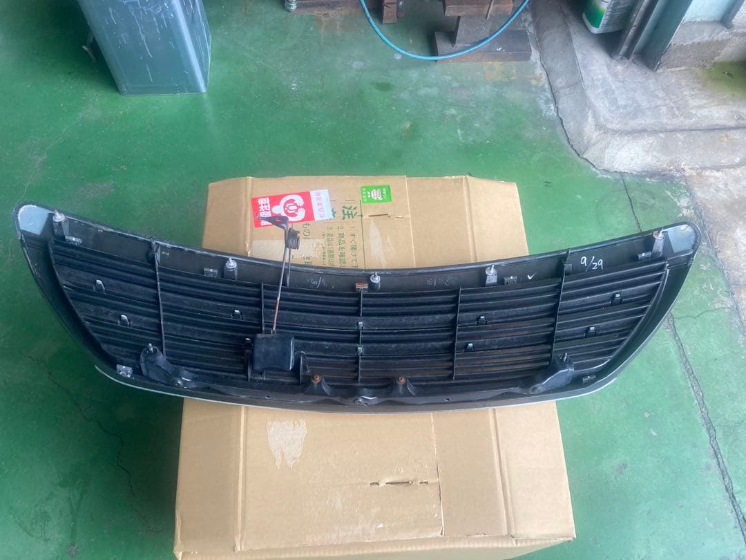 クラウン フロントグリル TRD