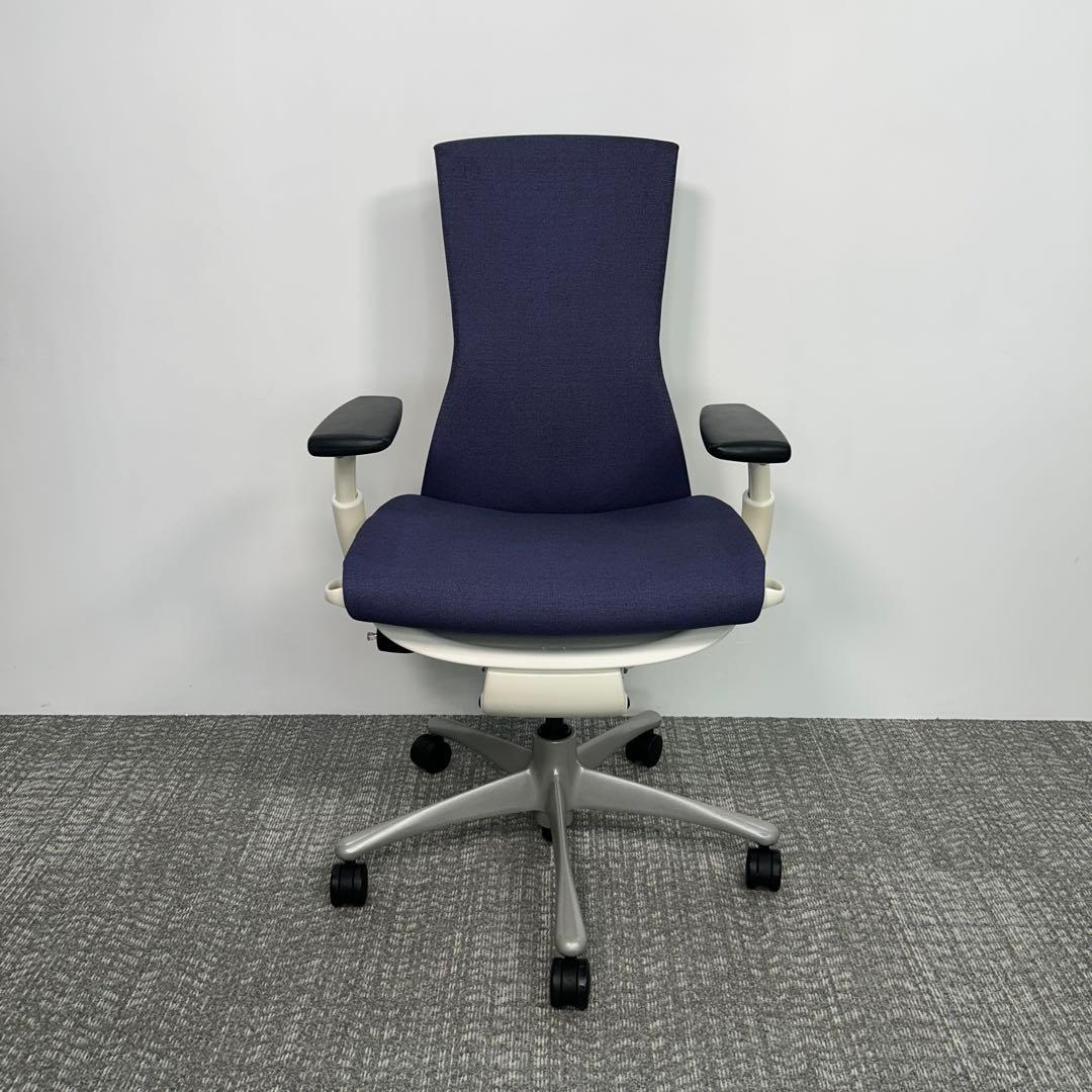 E. エンボディチェア 最高級 ハーマンミラー ホワイト Embody